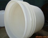 批发供应大口耐酸碱塑料化工桶 2吨防腐蚀敞口圆形化工桶
